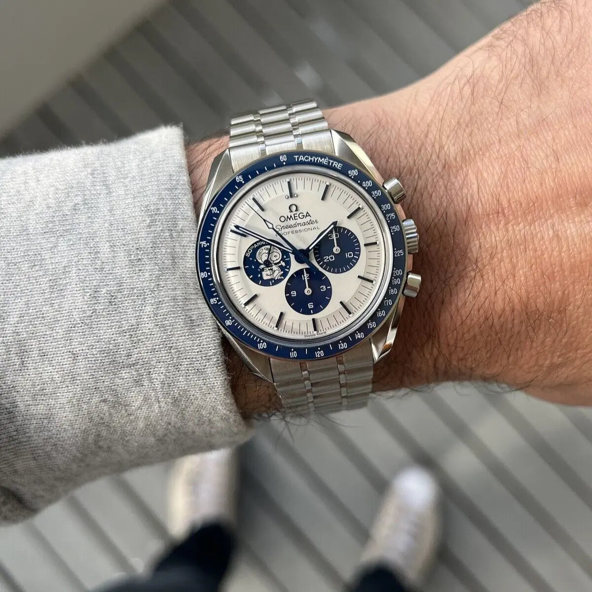 Speedmaster - Silver Snoopy Represent London